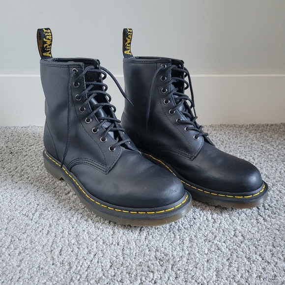 Dr. Martens Other - Dr. Martens 1460 Smooth Leather 8-Eye Combat Boot US Mens 13
